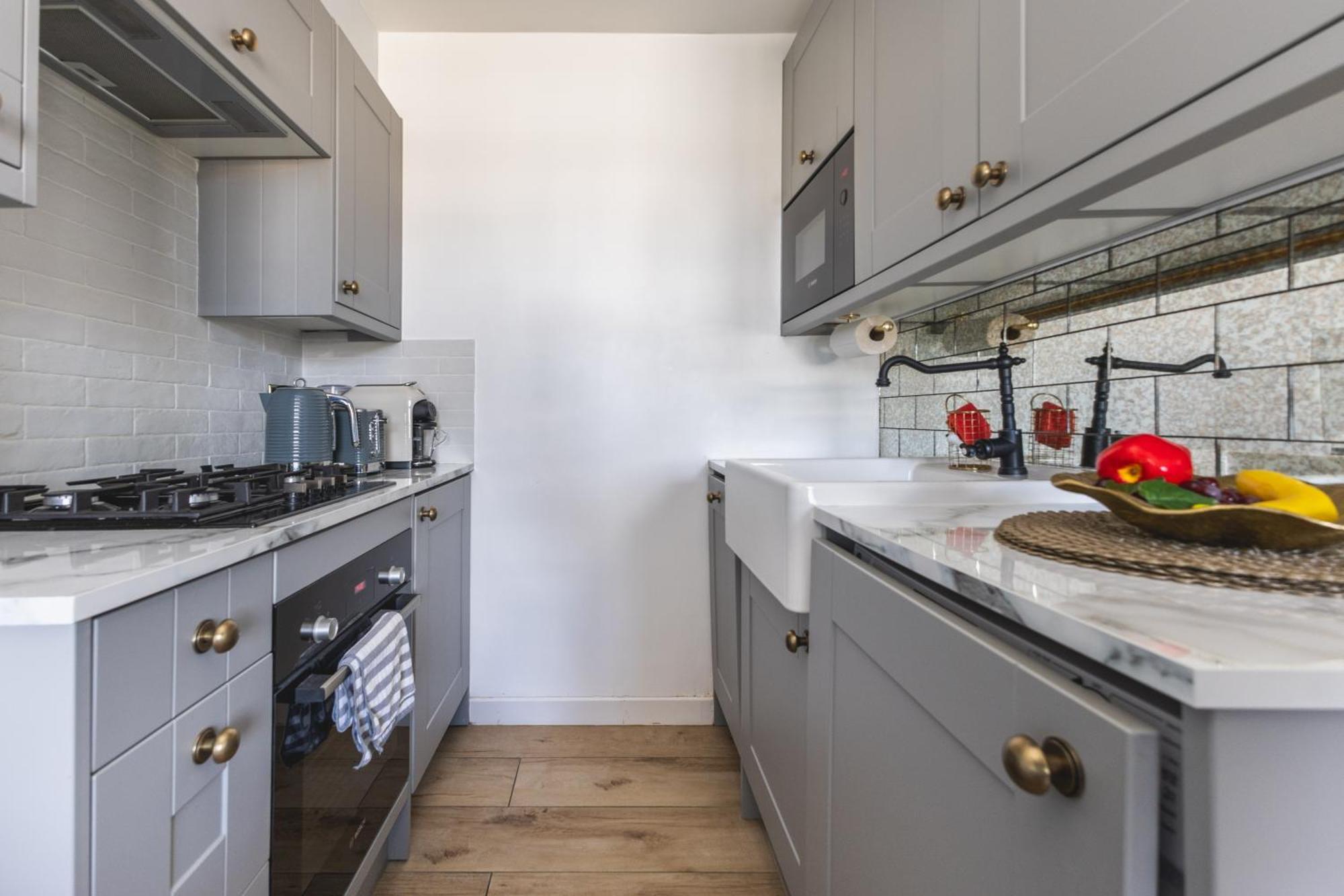 Luxurious 1-Bedroom Apartment In Kensington Лондон Экстерьер фото