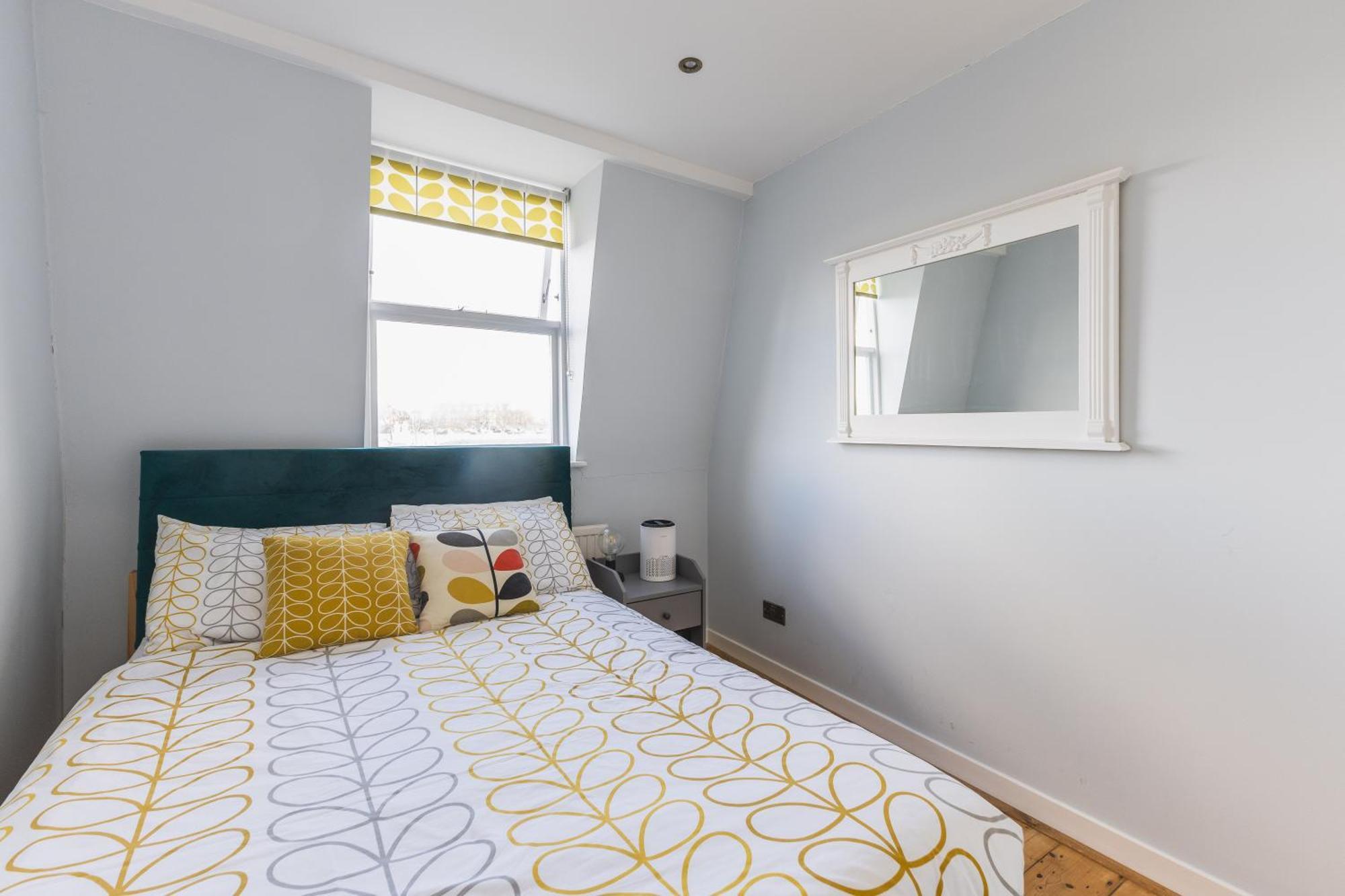 Luxurious 1-Bedroom Apartment In Kensington Лондон Экстерьер фото